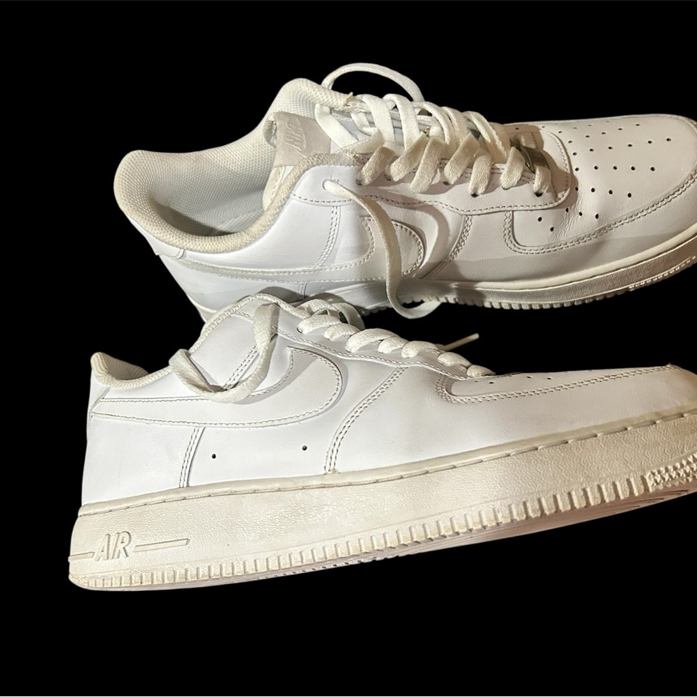 Size 12 Nike AF1 White Men's Sneakers - Picture 2 of 3